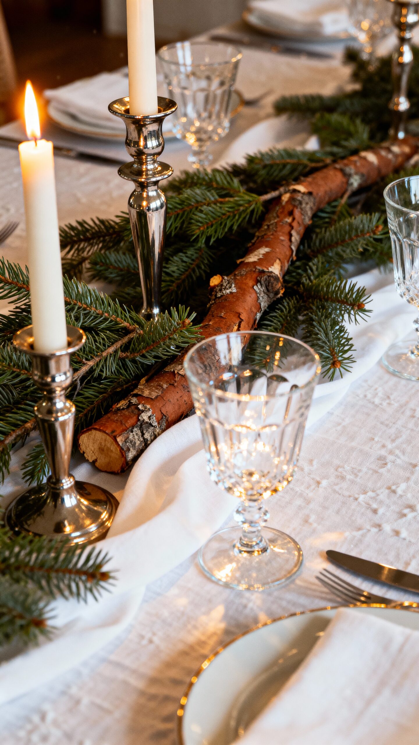 elegant winter dining table decor