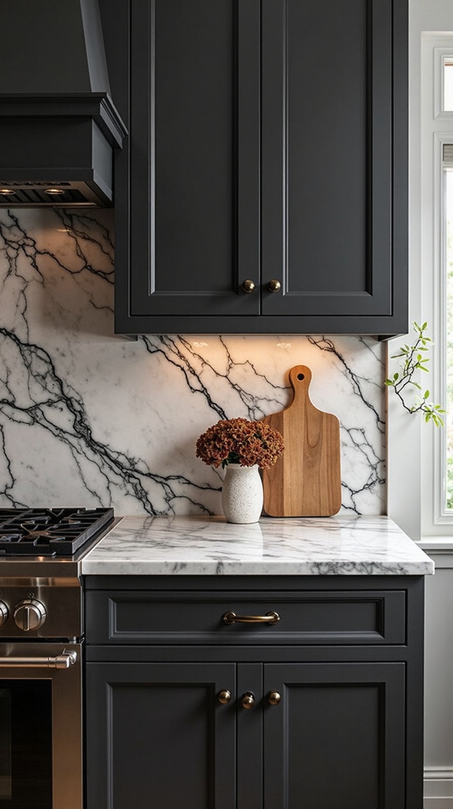 striking dramatic sophisticated organic kitchen countertops