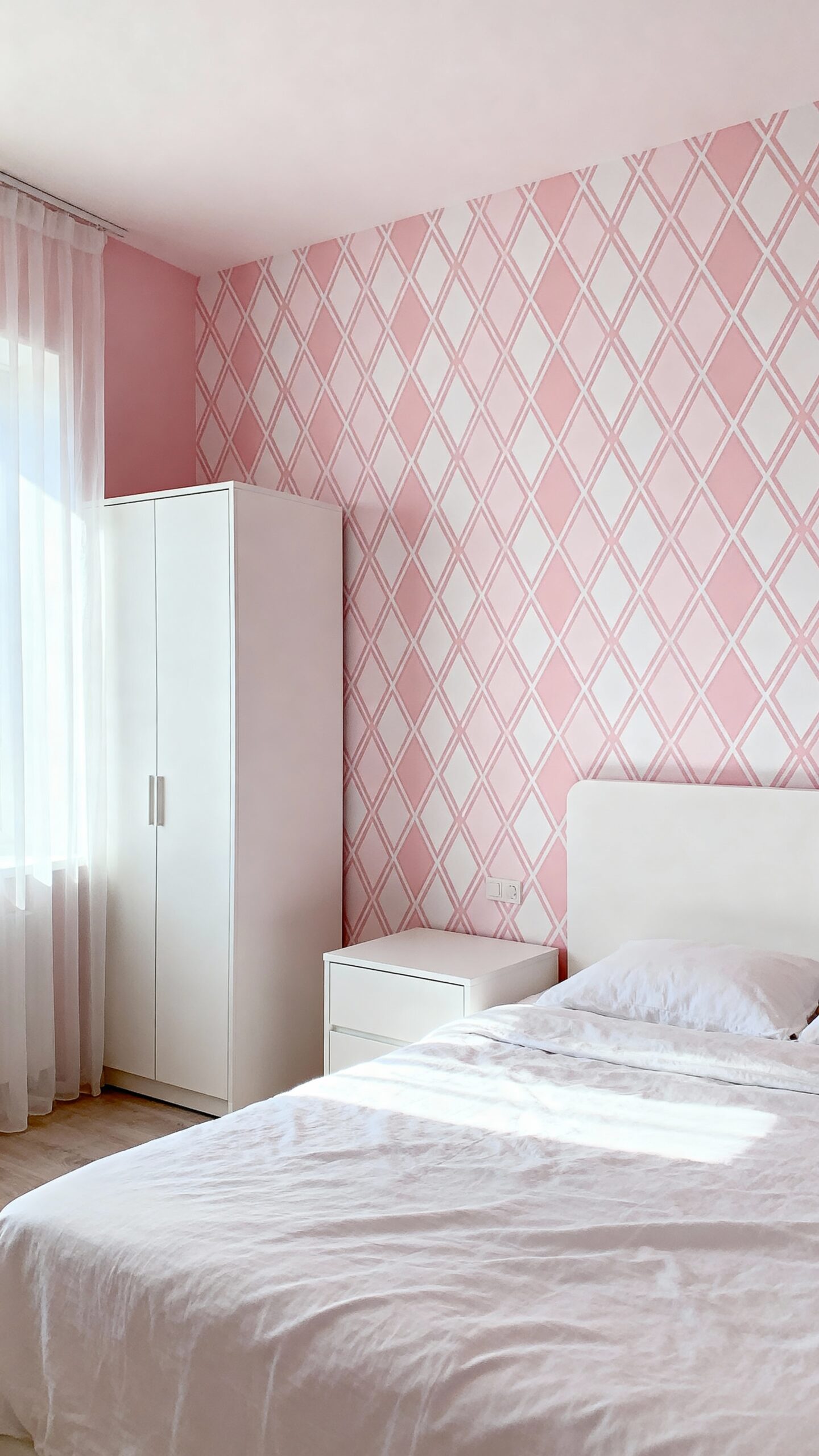 harmonious modern geometric bedroom decor