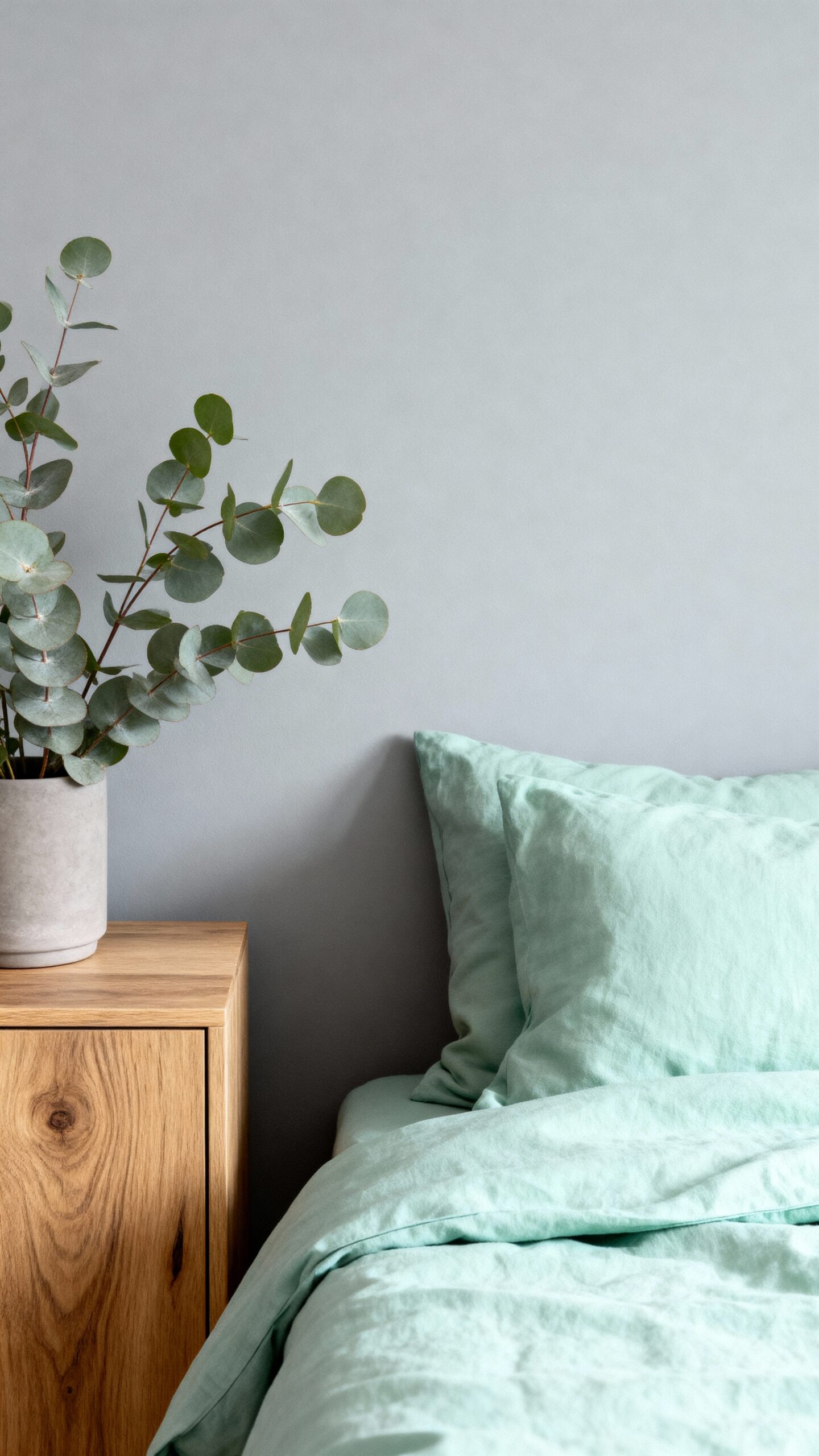 serene minimalist scandinavian style bedroom